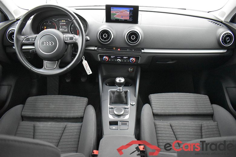 Audi A3 1.6 TDi S-Line Xenon Navi Sport-Seats Klima PDC ... #6