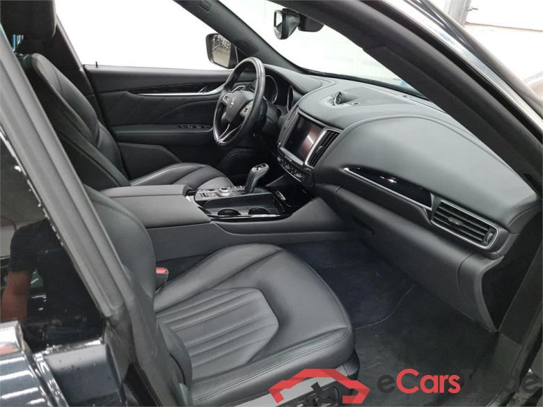  MASERATI - LEVANTE 3.0 Diesel V6 275PK Auto 4x4 GranLusso Pack Business+ & Easy Access & Heated Steering Wheel & 20 Inch Alloy & Pano Roof  #3