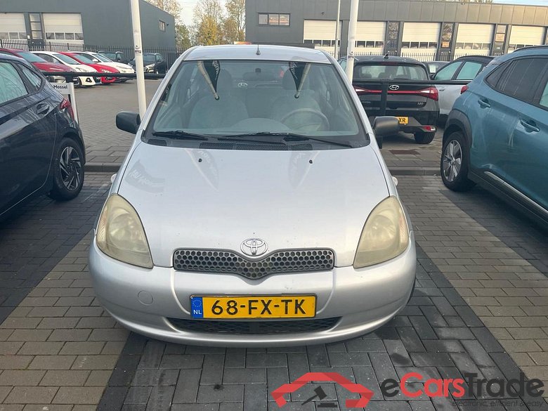 TOYOTA Yaris 1.3-16V VVT-i Luna #1