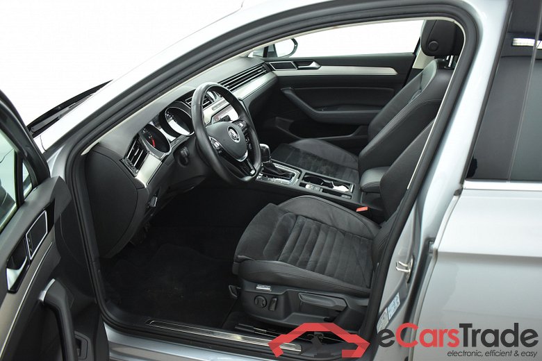 Volkswagen Passat 1.6 TDi Aut. Highline Pano LED-Xenon Navi Sport-Leather-Alcantara KeylessGo Klima PDC ... #5