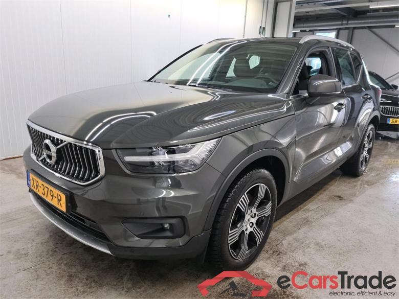 VOLVO XC40 2.0 D3 AWD Inscript. #1