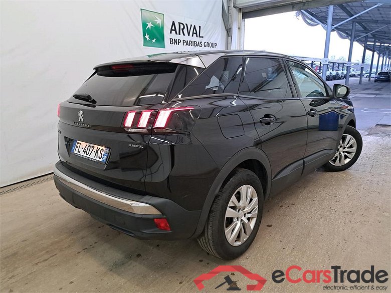 Peugeot BlueHDi 130 S&S EAT8 ACTIVE BUSINESS 3008 / 2016 / 5P / SUV BlueHDi 130 S&S EAT8 ACTIVE BUSINESS #3