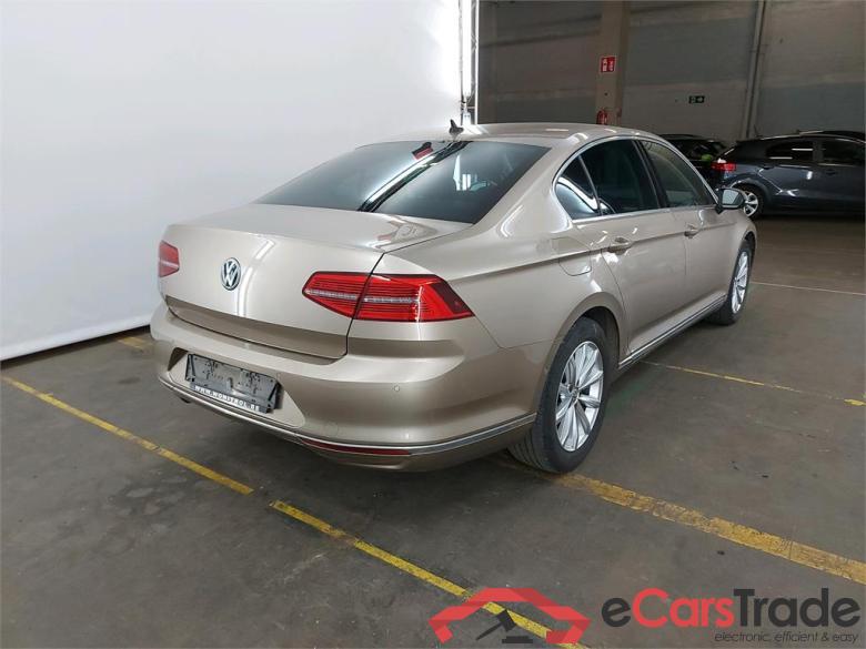 VOLKSWAGEN PASSAT DIESEL - 2015 1.6 CR TDi Highline DSG Business Pro Ambiente Winter #2