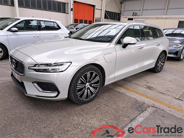 VOLVO V60 - 2018 2.0 T8 TE Inscription Geartronic Plug-in Sensus Navigation #1