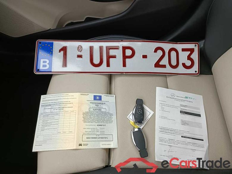 Mercedes-Benz GLA GLA 200 d Aut. 5d #4
