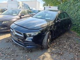 Mercedes-Benz A-Klasse Limousine A 250 e 4d !! Damaged car !! pvb164