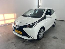 TOYOTA Aygo 1.0 VVT-i 69pk 5D x-play
