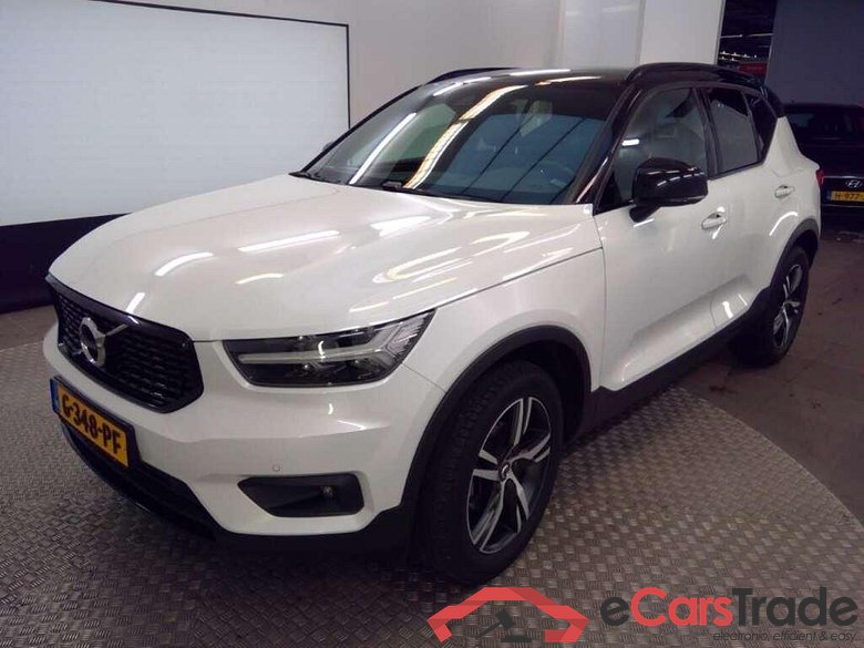 VOLVO XC40 1.5 T