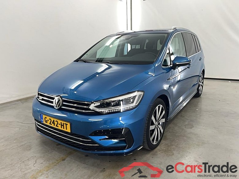VOLKSWAGEN TOURAN 1.5 TSI 150pk BMT DSG 7pl Highline Business R #1