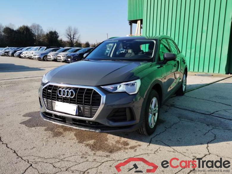 AUDI Q3 / 2018 / 5P / SUV 40 TDI QUATTRO S TRONIC BUSINESS #1