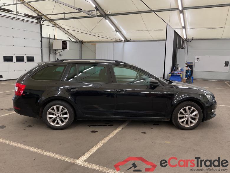 Skoda Octavia 1.6 TDi Navi Klima PDC ... #2