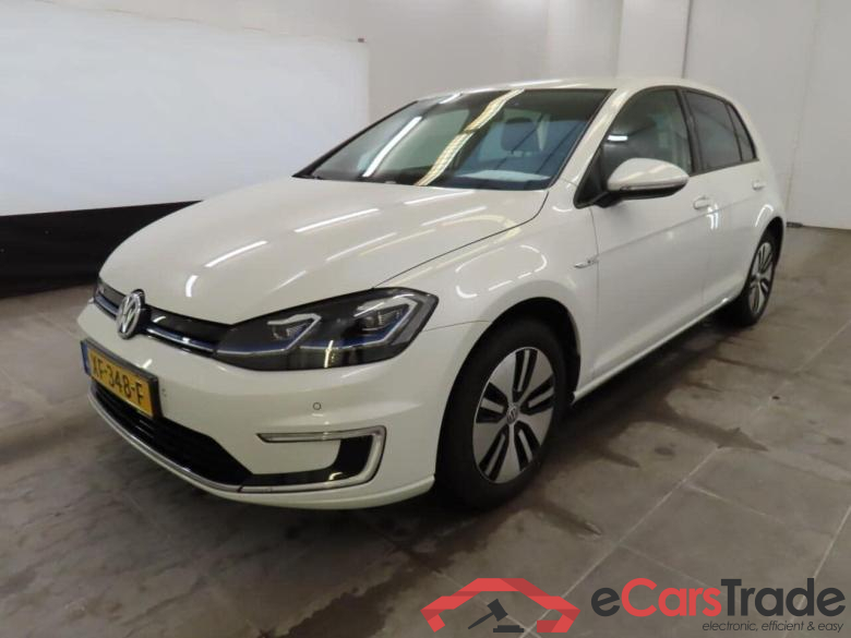 VOLKSWAGEN e-Golf e-Golf