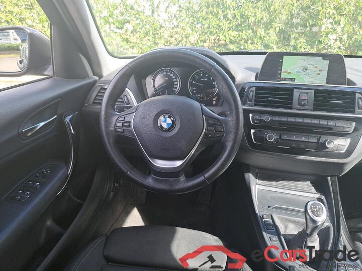 BMW 118 i LED-Xenon Sport-Seats Navi Camera KeylessGo Klima PDC ... #5