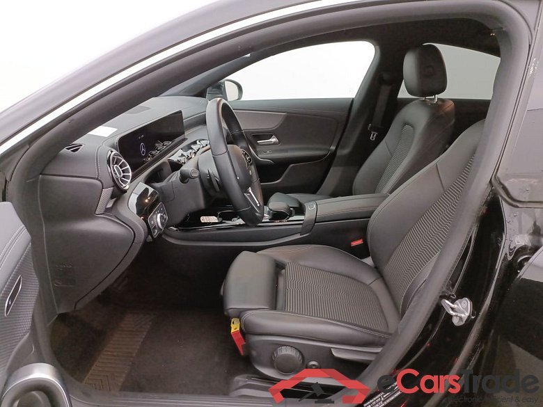 MERCEDES CLASSE CLA COUPE DIESEL (C118) CLA 200 d 150 Business Solution (EU6d-TEMP) 4d Auto #3