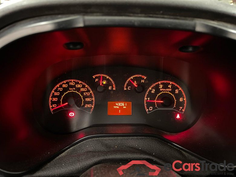 FIAT DOBLO CARGO MAXI - 2015 1.4i Base #1