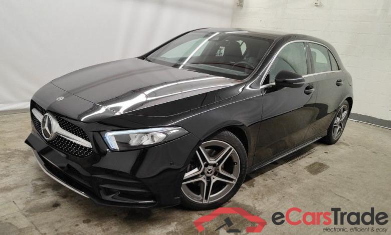 Mercedes A 180d AMG Aut. Widescreen LED-Xenon Navi Sport-Leather-Alcantara KeylessGo Klima PDC ... #1