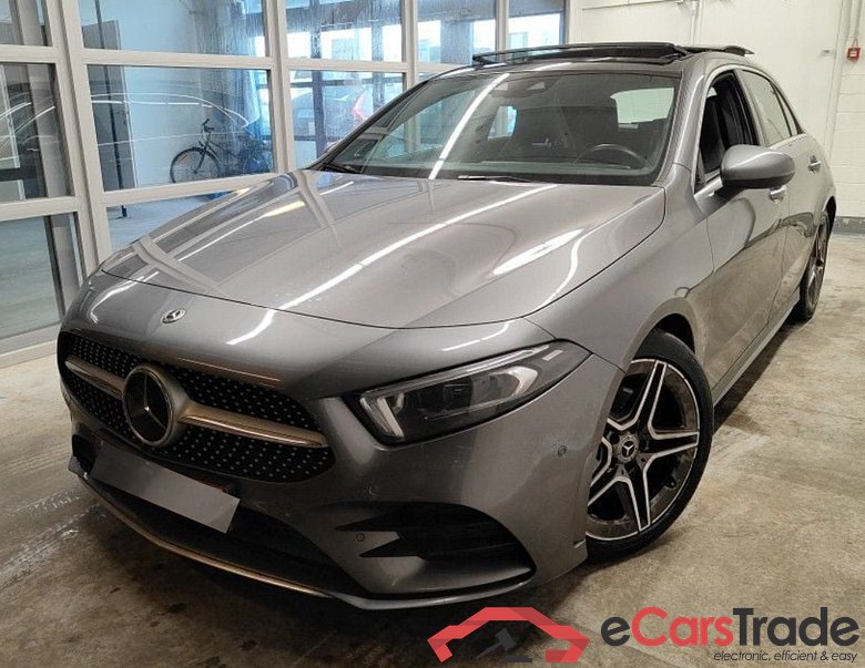 Mercedes A 180d AMG Aut. Pano Widescreen LED-Multibeam Burmester Ambient Navi Sport-Leather-Alcantara KeylessGo Klima PDC ... #1