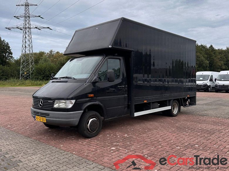 MERCEDES-BENZ SPRINTER 412 D Xlang/hoog