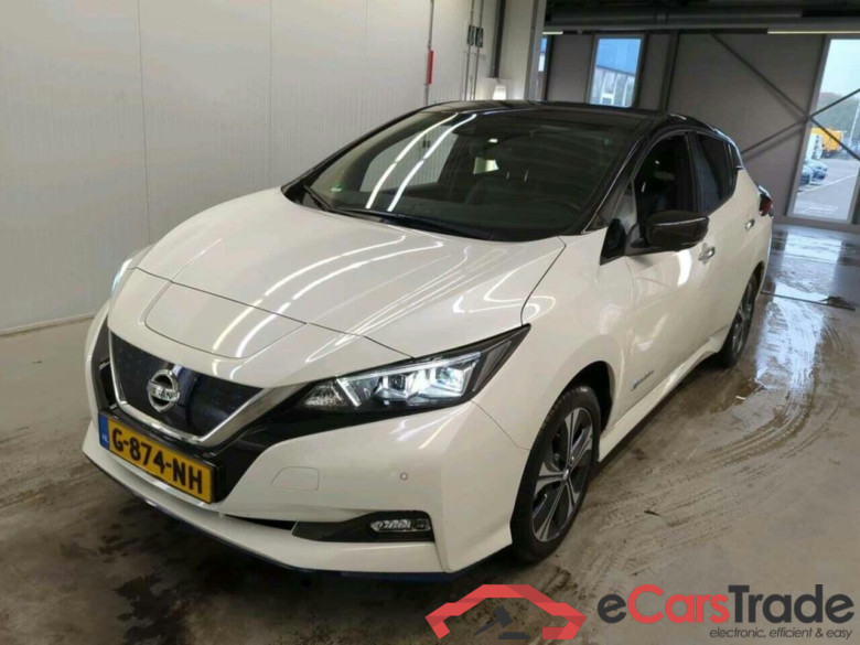 NISSAN LEAF 62 #1