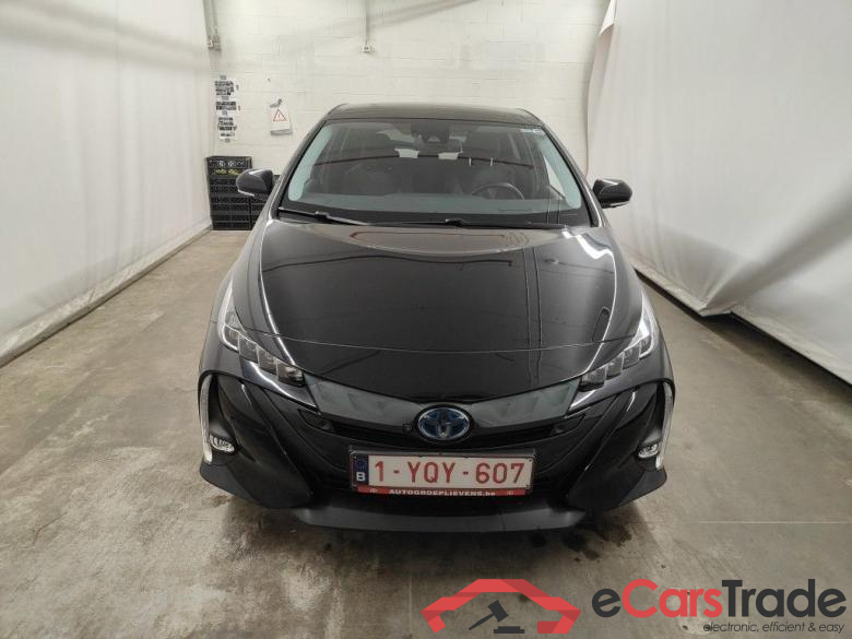 Toyota Prius 1.8 VVT-i PHEV Hybrid Business 5d