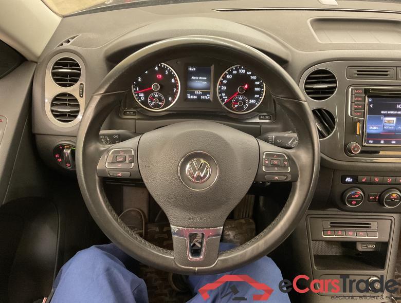 Volkswagen Tiguan 1.4 TSI BlueMotion Highline Pano Navi Sport-Leather Klima PDC .. #6