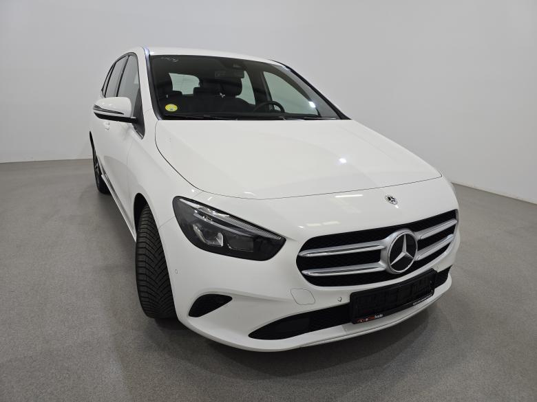 Mercedes B 180d Aut. LED-Xenon Widescreen Navi 1/2 Sport-Leather KeylessGo Camera Klima PDC ... #3