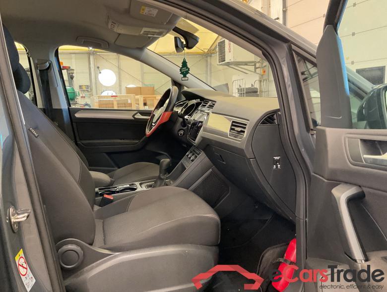 VOLKSWAGEN Touran Touran Trendline 2.0 TDI SCR 85 kW (115 ch) 7 vitesses DSG #6