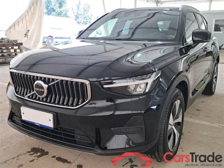 Volvo 11 VOLVO XC40 / 2021 / 5P / SUV T4 RECHARGE PLUG-IN AUTO CORE #1