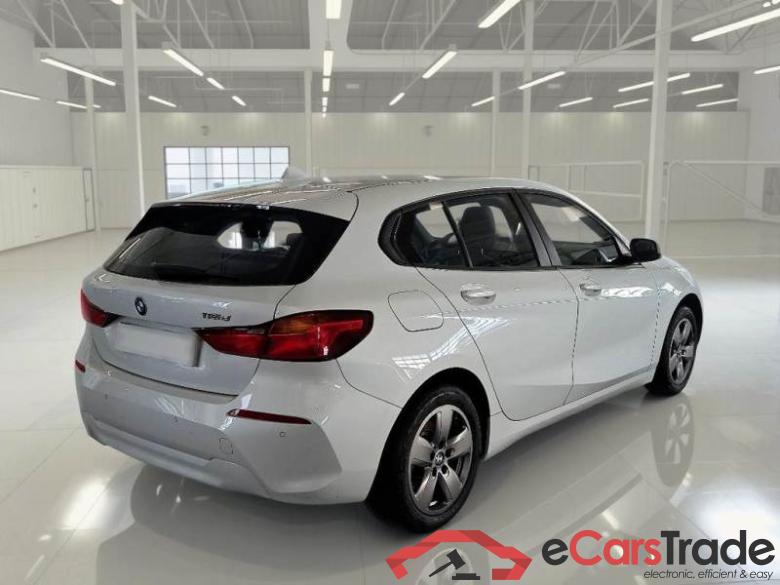 BMW 11 BMW SERIE 1 / 2019 / 5P / BERLINA 116D BUSINESS ADVANTAGE #2