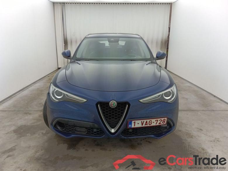 Alfa Romeo Stelvio 2.2 D 150 Super 5d #2