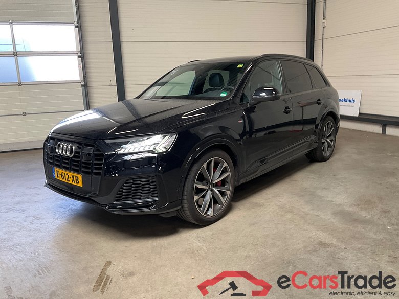 AUDI Q7 60 TFSI e q. Comp. #1