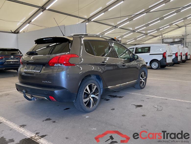PEUGEOT 2008 1.6 BlueHDi Feline S&S #2