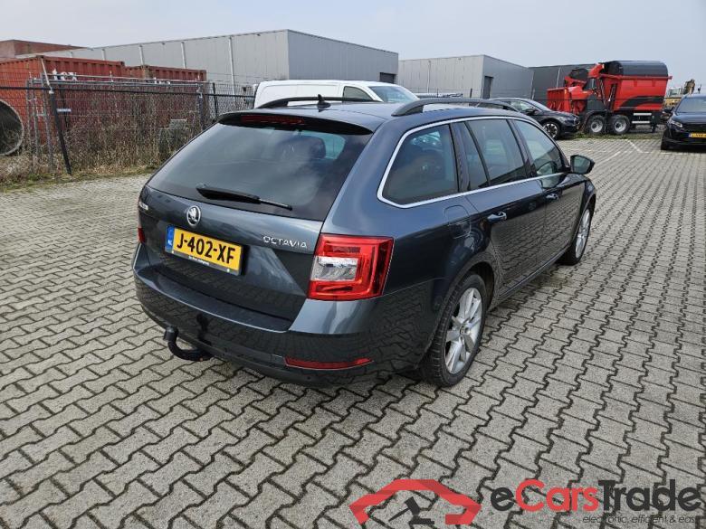 SKODA Octavia Combi 110 kW #5