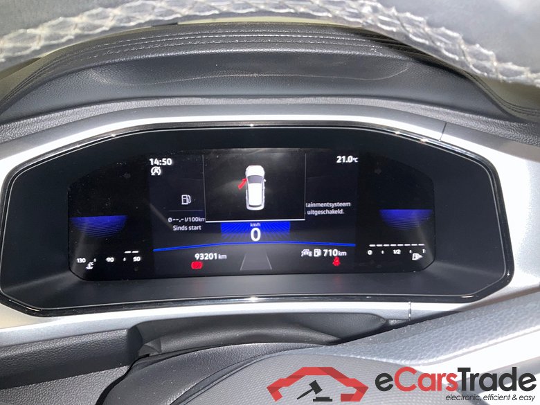 VOLKSWAGEN T-Roc 1.0 TSI Life #6