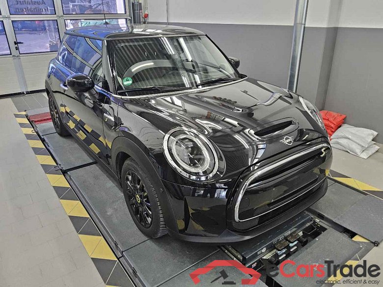 MINI Mini 3-trg. (F56)(2013->) DE - LimS3 SE, Cooper SE Classic Trim, (Facelift 2) 2021 - 2024 #2