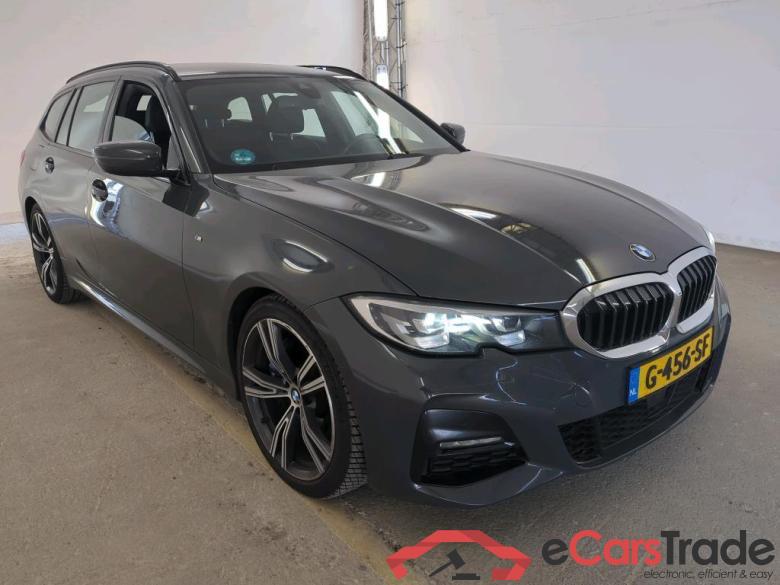 BMW 3-SERIE TOURING 330i Exec. Edition #2