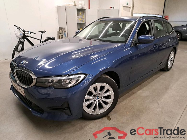 BMW - BMW 3 TOURING 318dA 136PK Advantage Pack Business & PDC Front & Rear #1