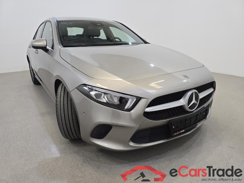 Mercedes A 180d Limousine Aut. LED-Xenon Widescreen Navi 1/2 Sport-Leather KeylessGo Camera Klima PDC ... #3