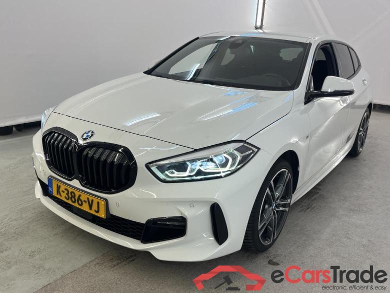 BMW 1 Serie '19 BMW 1 Serie 118iA Corporate Executive M Sport 5d #1