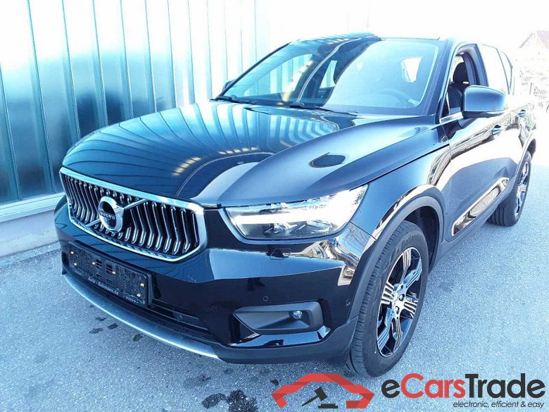 Volvo XC40 (2017->) DE - SUV5 B4 2WD EU6d, Inscription (EURO 6d), 2020 - 2022