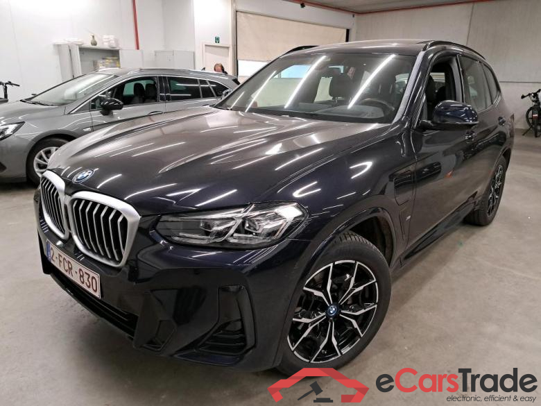 BMW - BMW X3 xDrive30e 292PK M Sport Pack Business With Heated Vernasca Electric Seats & Driver Mem Seat & Innovation & Comfort Access & Ambient Light & Pano Roof  * HYBRID *