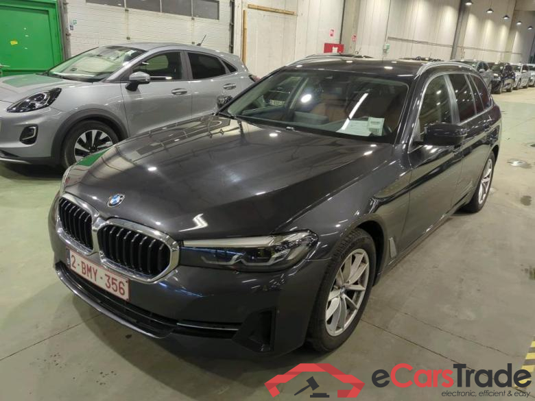 BMW 5 SERIES TOURING 2.0 520D 120KW TOURING AUTO Parking Assistant Driving Assistant Business