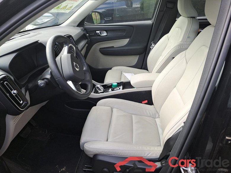 VOLVO XC40 1.5 T4 PHEV INSCRIPTION EXPR. DCT #3