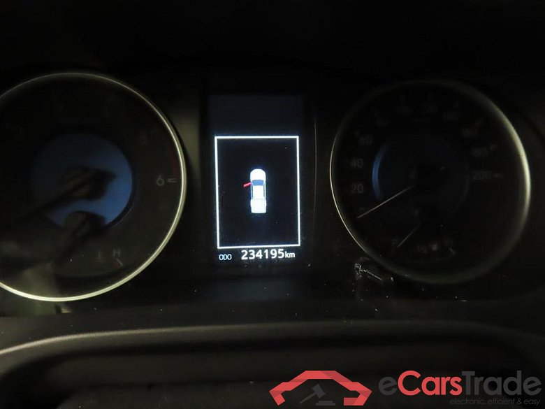 TOYOTA HILUX 2.4 D-4D-F DC Prof. #4