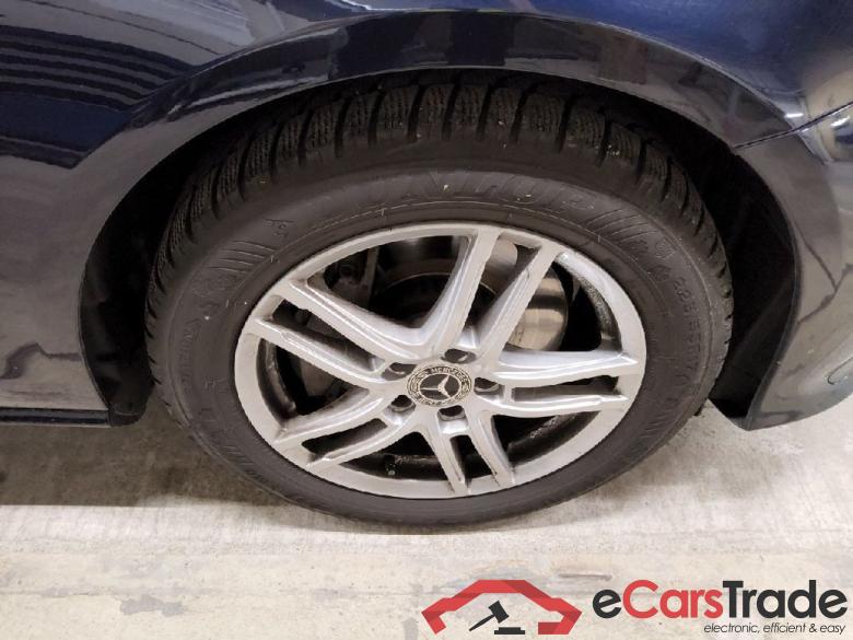 Mercedes E-Class ´16 E -Klasse Lim. E 300 (213.083)Avantgarde 2.0 200KW AT9 E6d #1