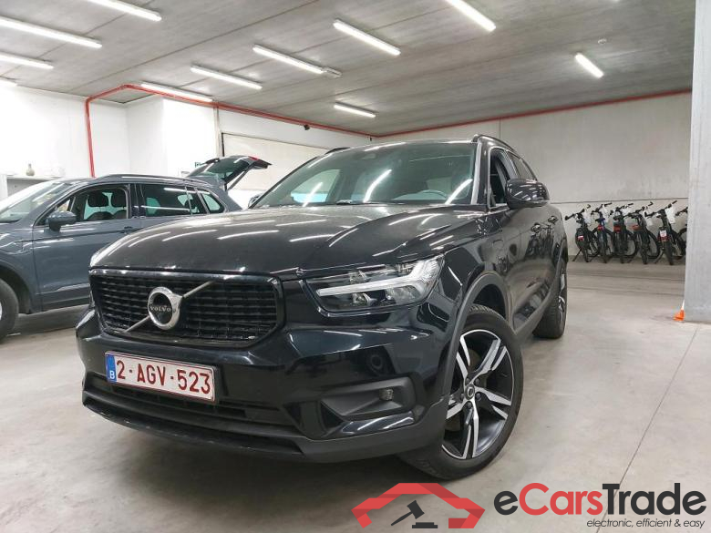 VOLVO - VOL XC40 T5 Recharge 261PK Geartronic R-Design Pack Lounge & Winter Pro & Intellisafe Surround * HYBRID *