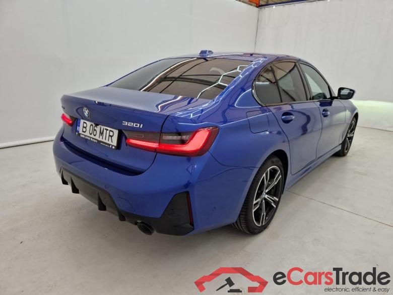 BMW  SERIES 3 SEDAN 2.0 320i xDrive M Sport AT #2