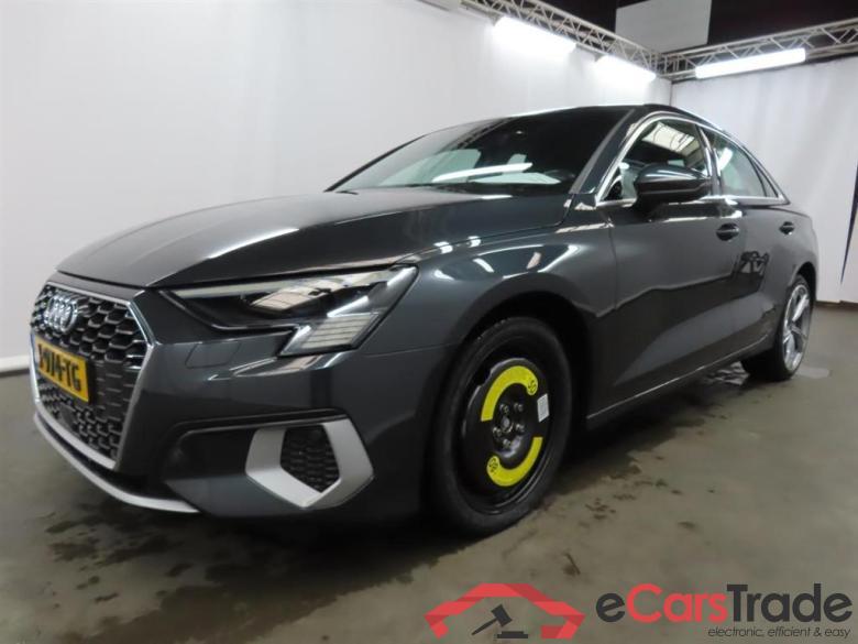 AUDI A3 Limousine 35 TFSI edition one #1