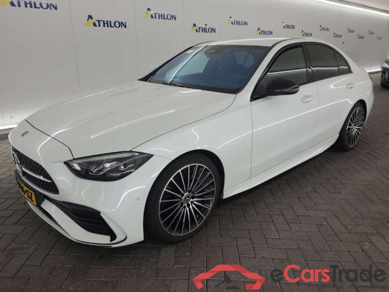 MERCEDES-BENZ C-Klasse Limousine C 180 AMG Line 4D 125kW
