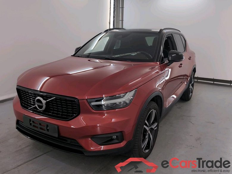 VOLVO XC40 1.5 T4 RECHARGE GEARTRONIC R-DESIGN Assist Park Winter Luxury Seat